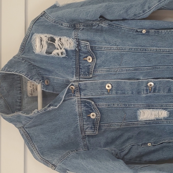 Love Tree Denim Ripped Jacket - Picture 4 of 9